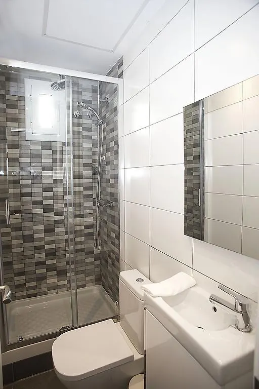 Camp Nou Apartment L'Hospitalet de Llobregat 0*,  Spagna